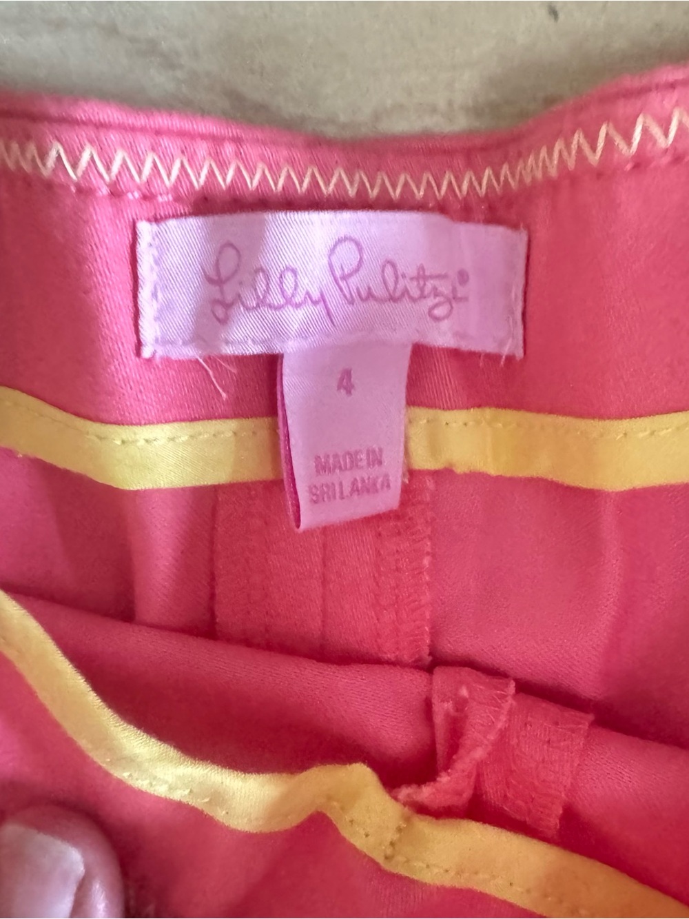 Lilly Pulitzer high waist stretch Haley short in pink salmon size 4 - Picture 2 of 8